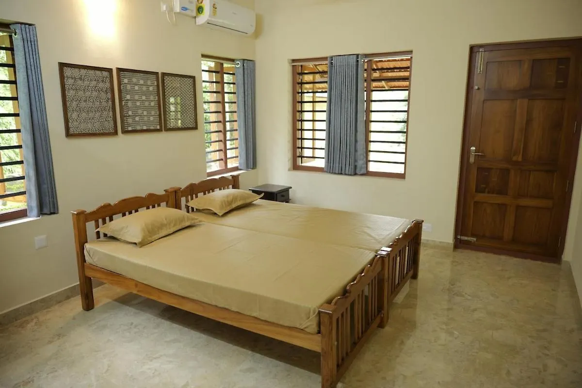 Ra Ga - Backwater Facing Rooms Near Kumarakom