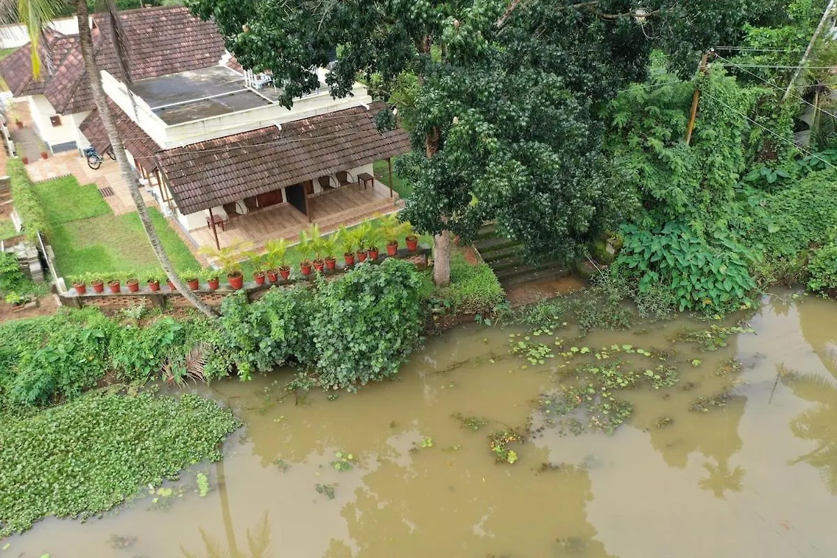 Holiday home Ra Ga - Backwater Facing Rooms Near Kumarakom