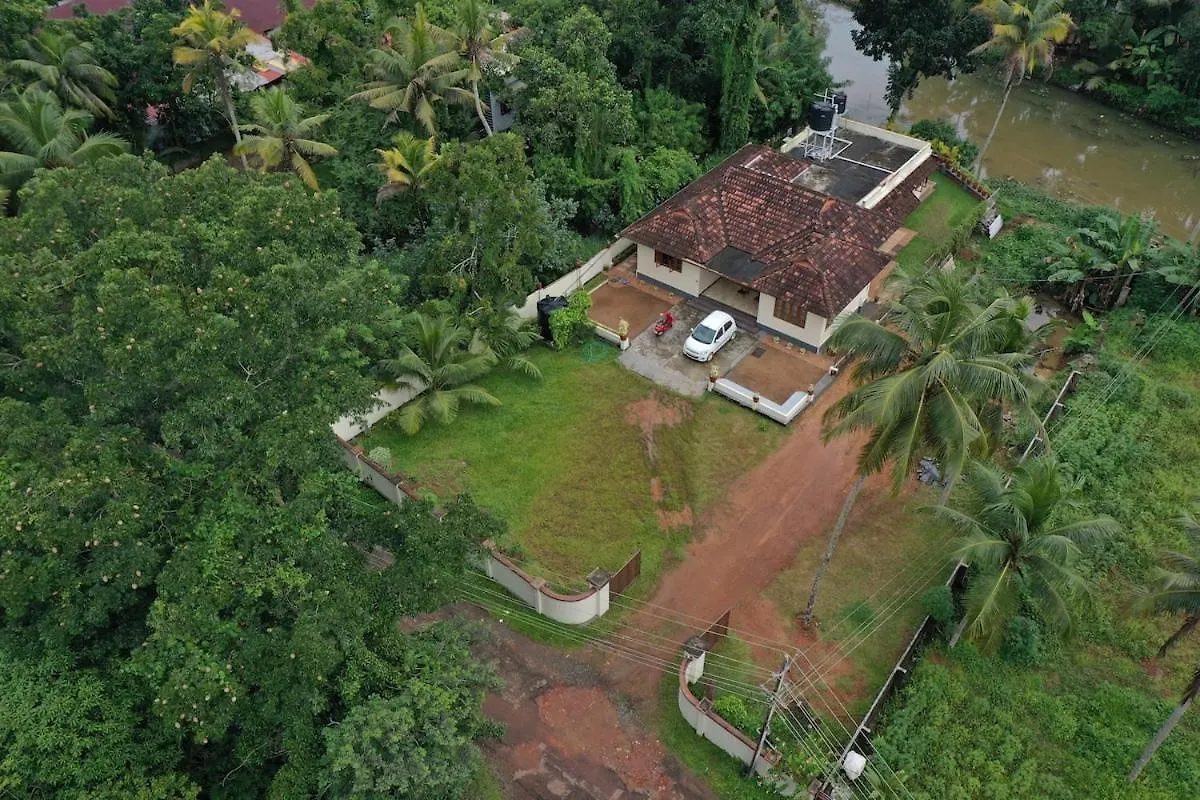 Holiday home Ra Ga - Backwater Facing Rooms Near Kumarakom